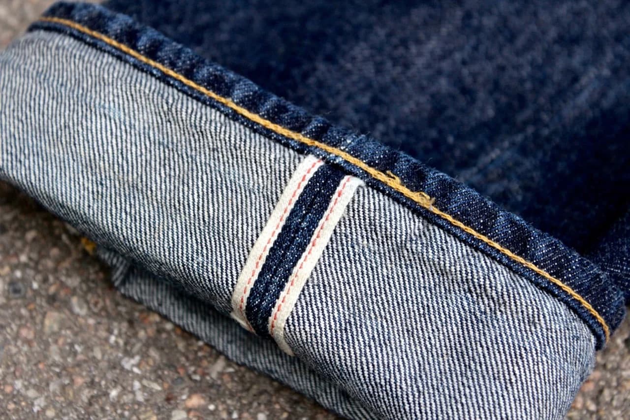 Illustration for the section "What the edge does not mean" from Denimhunters