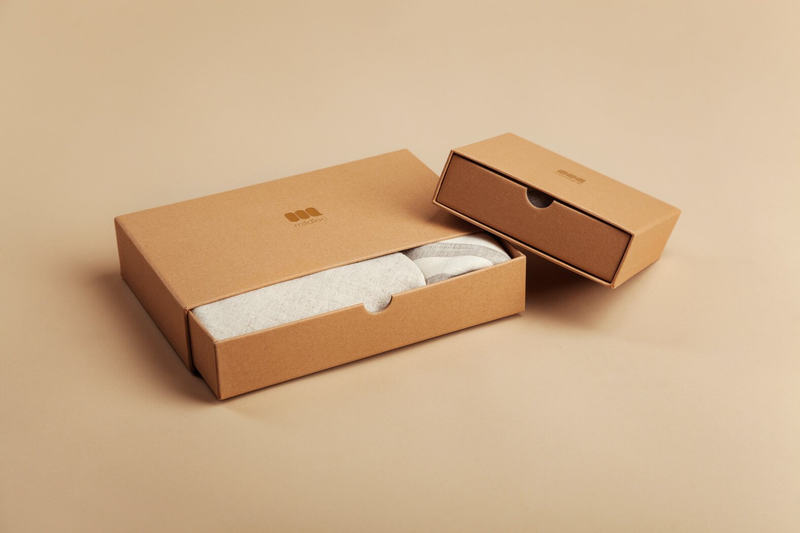 Illustration for the article "What the Rule Says (UK): The 14-Day Right to Cancel an Online Clothing or Shoe Order Under the Consumer Contracts Regulations 2013" from Bigblue